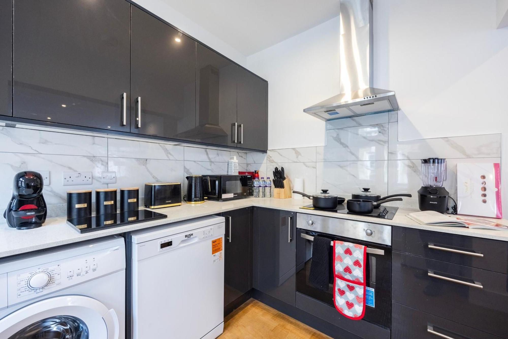 Block Of Apartments In Croydon ,Long Stays , Weekly & Monthly Offers , Contractors , Relocations , Leisure & Family Stays Eksteriør bilde