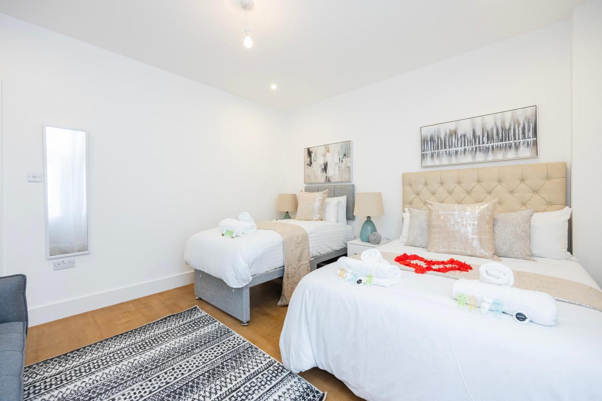 Block Of Apartments In Croydon ,Long Stays , Weekly & Monthly Offers , Contractors , Relocations , Leisure & Family Stays Eksteriør bilde