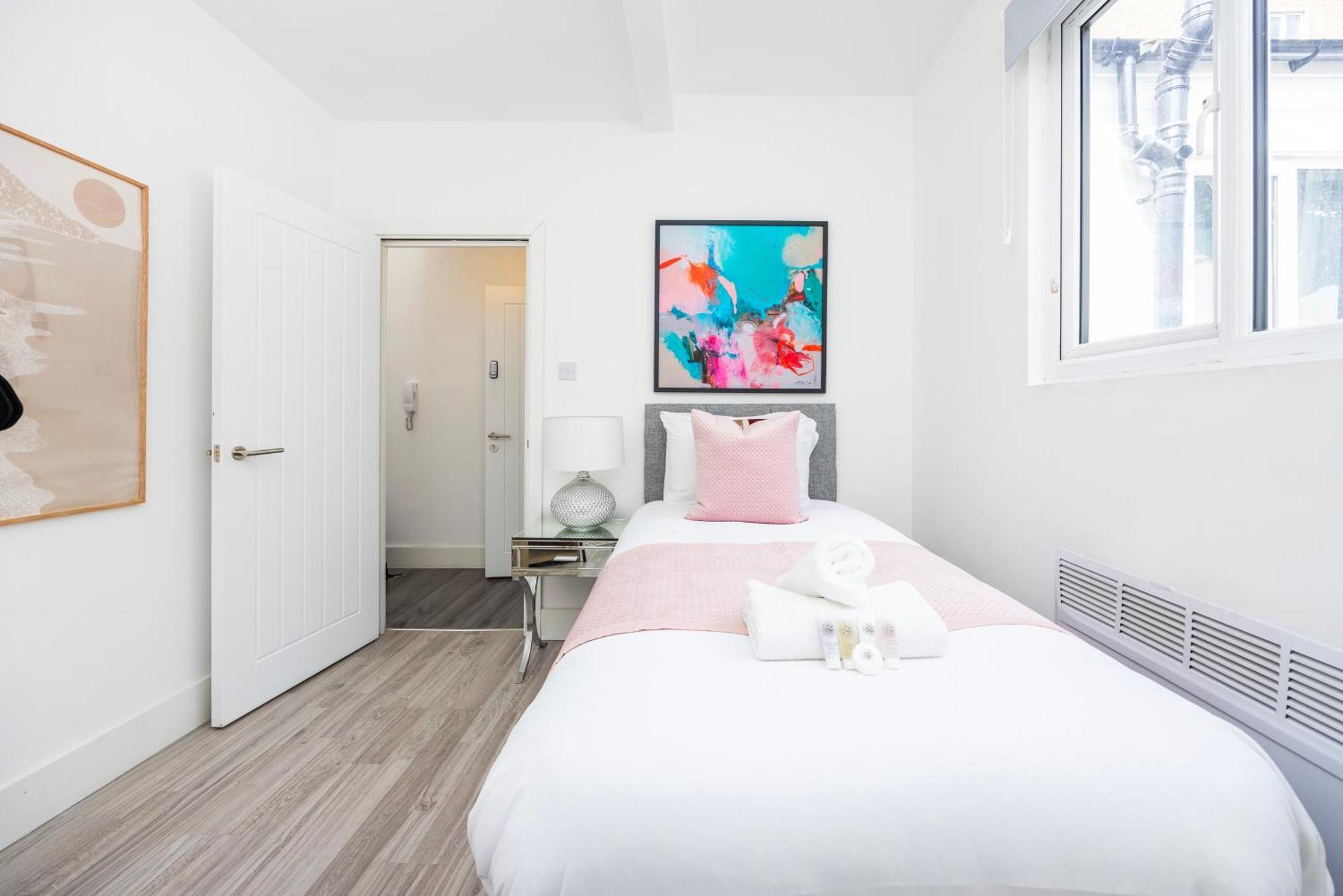 Block Of Apartments In Croydon ,Long Stays , Weekly & Monthly Offers , Contractors , Relocations , Leisure & Family Stays Eksteriør bilde