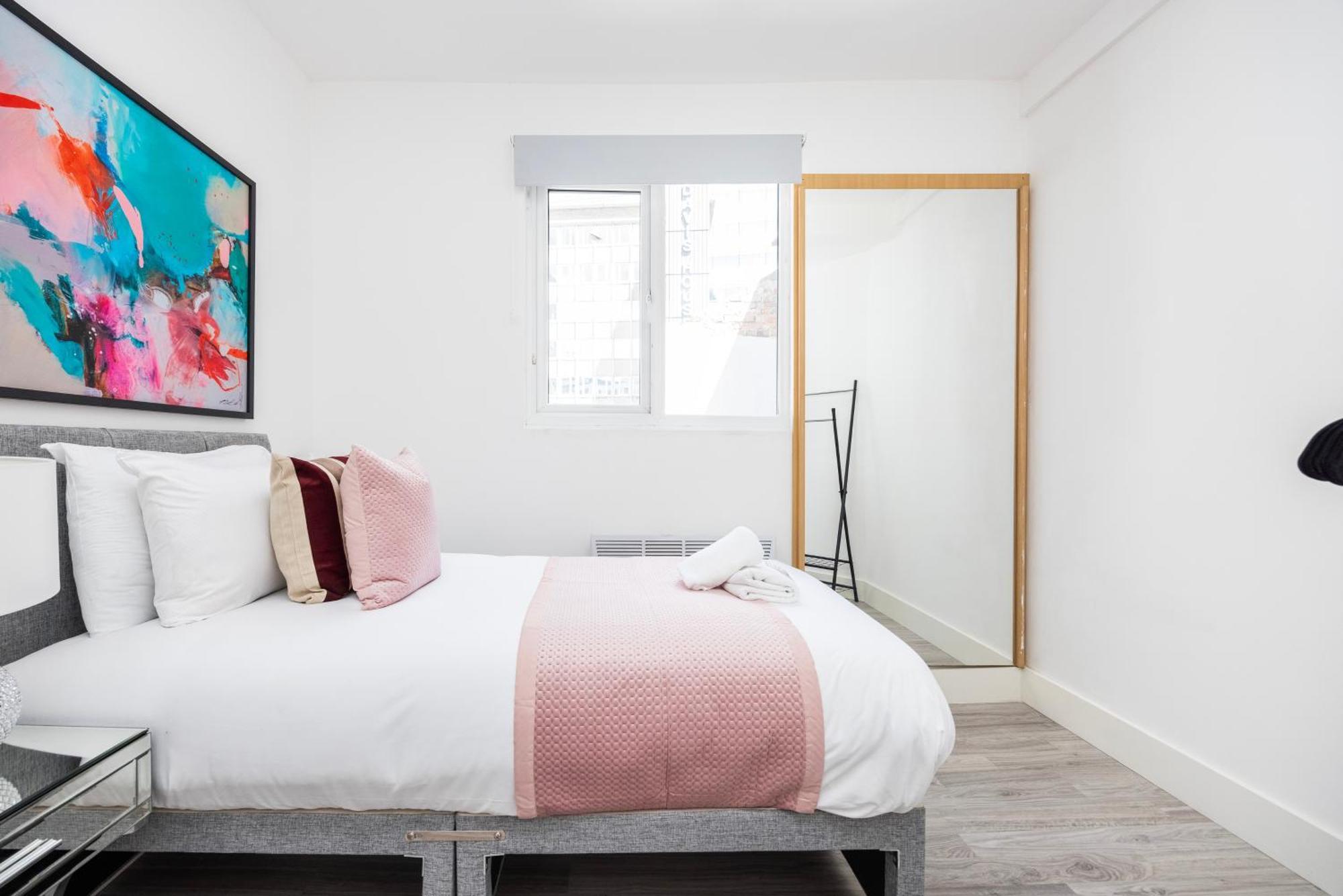 Block Of Apartments In Croydon ,Long Stays , Weekly & Monthly Offers , Contractors , Relocations , Leisure & Family Stays Eksteriør bilde